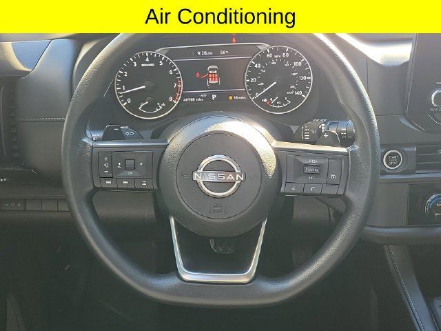 Used 2024 Nissan Pathfinder S AWD/4WD image 10