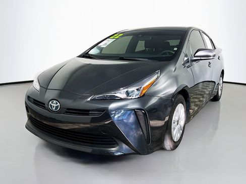 Used 2022 Toyota Prius L Eco image 10