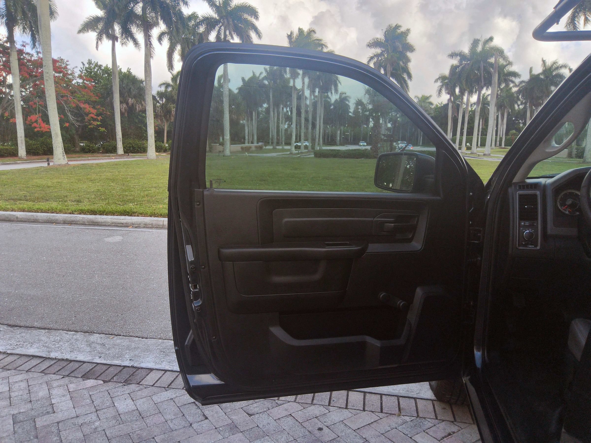 Used 2017 RAM 1500 Tradesman RWD image 20