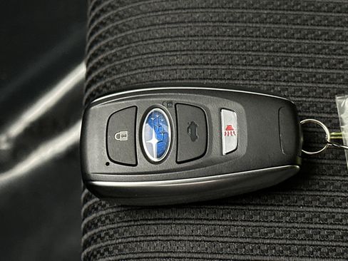 Used 2025 Subaru Legacy Premium AWD/4WD image 36