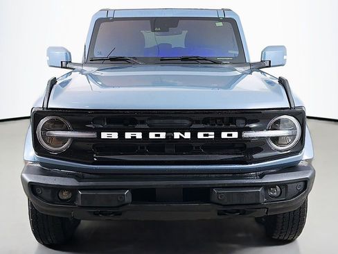 Used 2023 Ford Bronco Outer Banks image 10