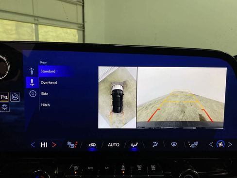 Used 2024 Chevrolet Blazer EV LT image 24