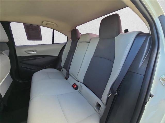 Used 2021 Toyota Corolla LE FWD image 16