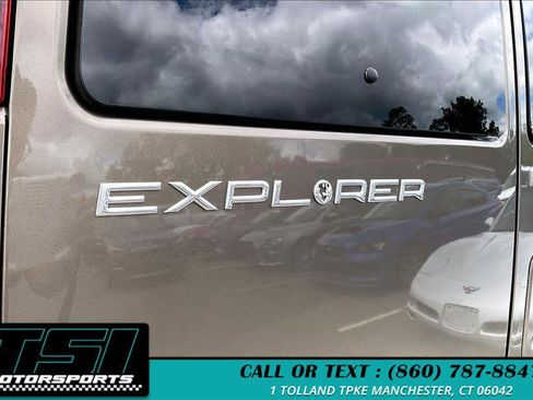 Used 2016 Chevrolet Express 2500 RWD image 8