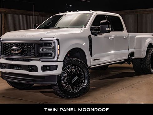 Used 2026 Ford F350 Platinum AWD/4WD image 5