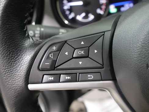 Used 2020 Nissan Rogue SV AWD/4WD image 31