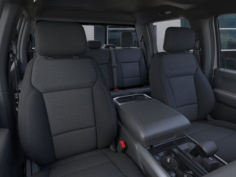 New 2026 Ford F150 XLT w/ Equipment Group 302A MID image 12