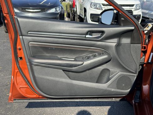 Used 2022 Nissan Altima 2.0 SR image 23