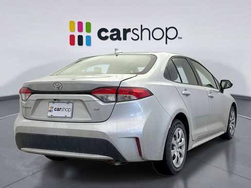 Used 2020 Toyota Corolla LE image 5