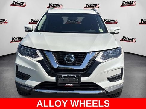 Used 2018 Nissan Rogue SV w/ Premium Package AWD/4WD image 2