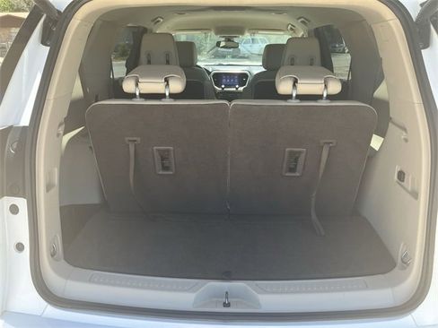 Used 2019 GMC Acadia Denali image 17