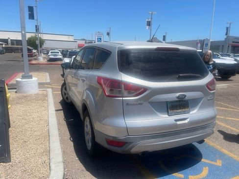Used 2014 Ford Escape SE FWD image 9