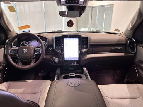 Used 2025 RAM 1500 Laramie w/ Laramie Southwest Edition image 13
