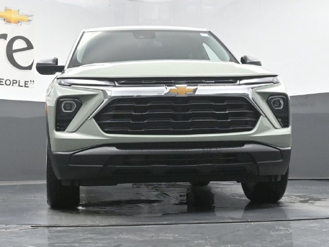 New 2026 Chevrolet TrailBlazer LS w/ LS Convenience Package FWD image 3