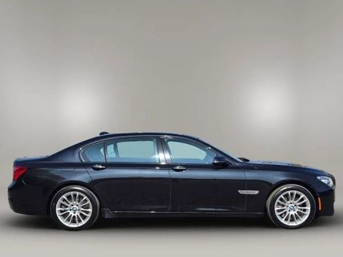 Used 2013 BMW 750Li xDrive AWD/4WD image 4