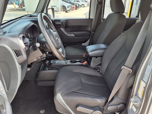 Used 2017 Jeep Wrangler Unlimited Sport image 21