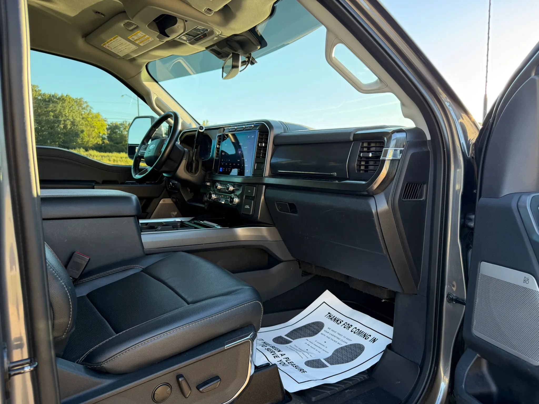 Used 2023 Ford F250 Lariat AWD/4WD image 26