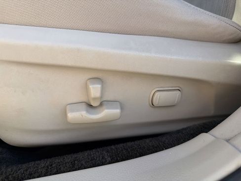 Used 2014 Subaru Outback 2.5i Premium w/ Moonroof Package image 18