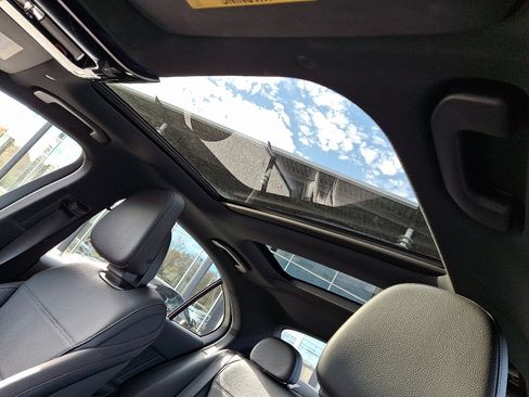 Used 2023 Mercedes-Benz C 300 4MATIC Sedan image 14