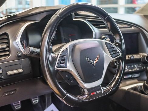 Used 2018 Chevrolet Corvette Z06 w/ Z07 Performance Package image 27
