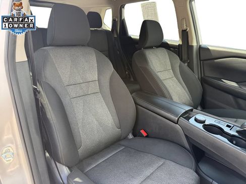 Certified 2024 Nissan Rogue SV AWD/4WD image 15