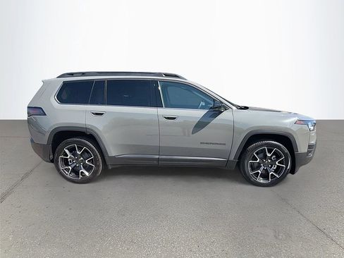 New 2026 Jeep Cherokee Overland AWD/4WD image 3