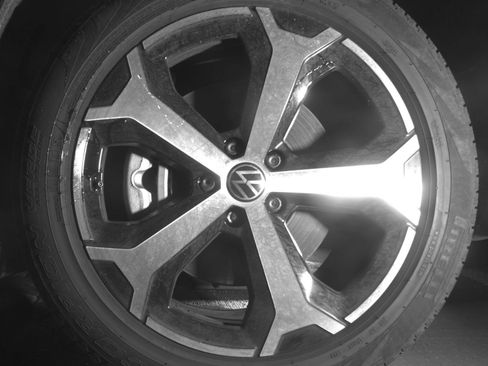 Used 2026 Volkswagen Tiguan SE AWD/4WD image 12