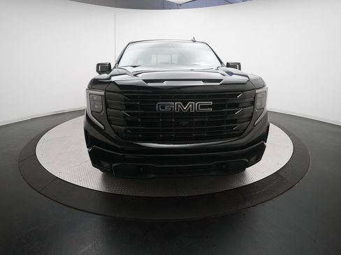 Used 2023 GMC Sierra 1500 Elevation w/ Elevation Premium Package image 11