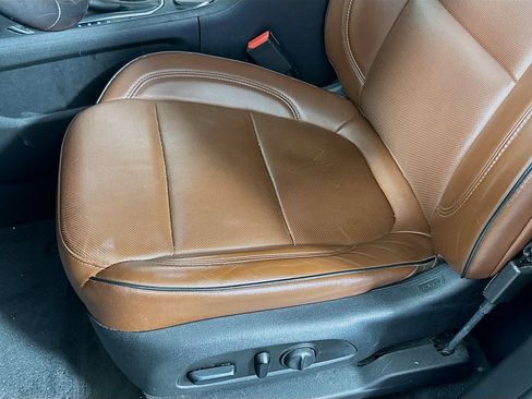 Used 2019 Chevrolet Traverse High Country AWD/4WD image 20