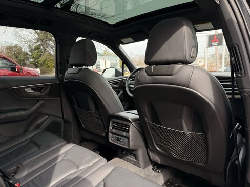 Used 2025 Audi Q7 3.0T Premium Plus w/ Premium Plus Package image 29