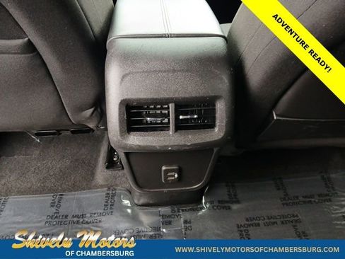 Used 2020 GMC Terrain SLE w/ Driver Convenience Package AWD/4WD image 13
