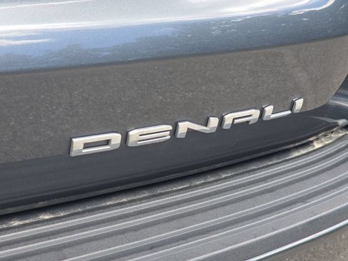 Used 2021 GMC Yukon Denali w/ Denali Ultimate Package AWD/4WD image 34