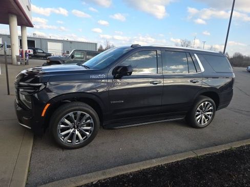 Used 2025 Chevrolet Tahoe High Country image 19