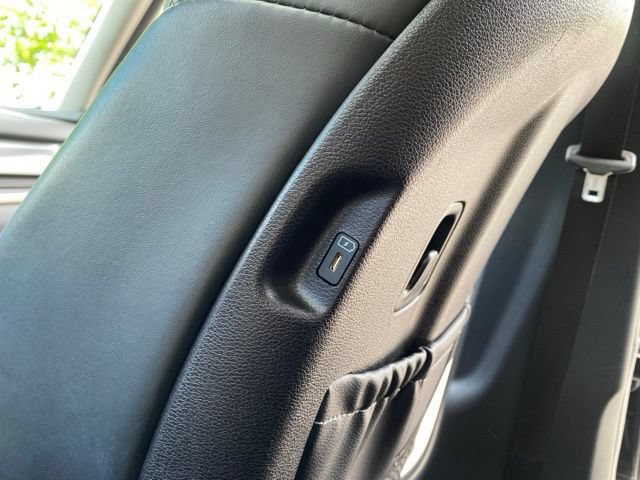 Used 2025 Kia Telluride S FWD image 44