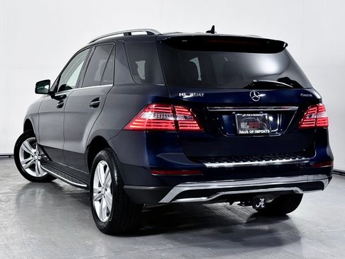 Used 2015 Mercedes-Benz ML 350 4MATIC w/ Premium 1 Package image 9