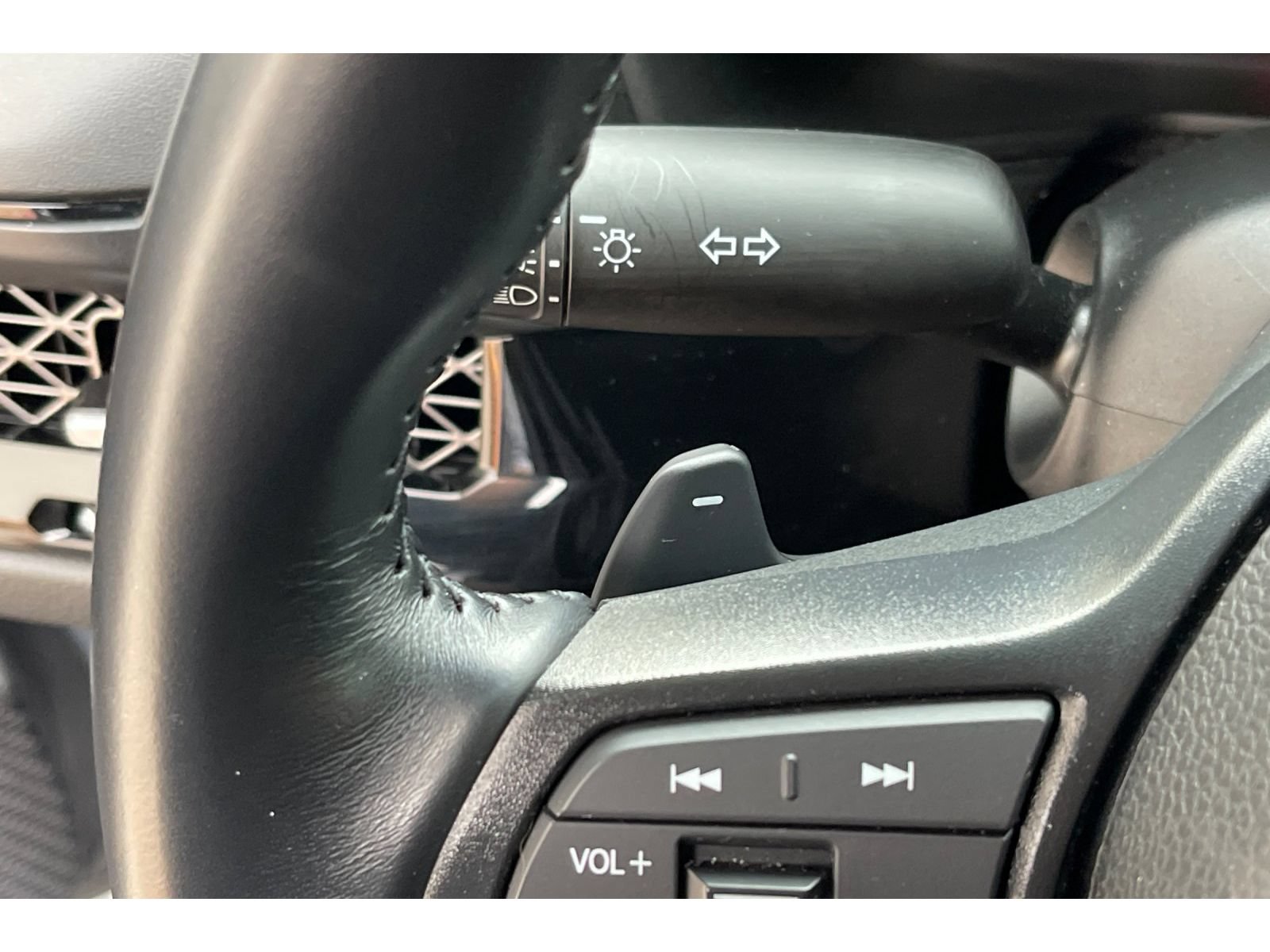 Certified 2024 Honda Accord Sport image 35
