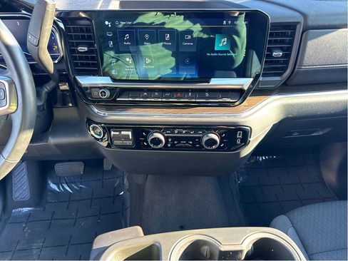 Used 2023 Chevrolet Silverado 1500 RST w/ Z71 Off-Road Package image 19