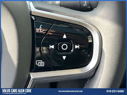 Certified 2023 Volvo XC60 T8 Plus w/ Protection Package Premier image 22