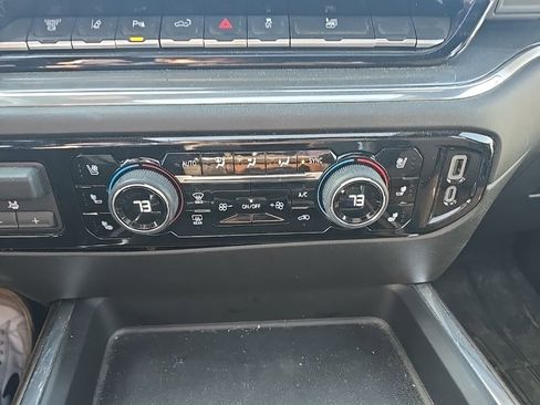 Used 2025 Chevrolet Silverado 3500 High Country w/ High Country Premium Package image 22