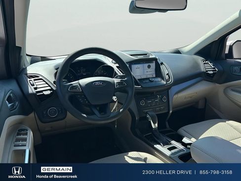 Used 2018 Ford Escape SE w/ Ford Safe & Smart Package AWD/4WD image 15