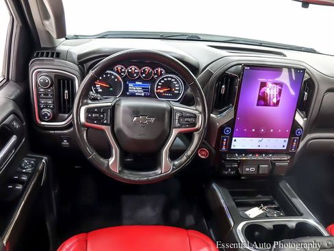 Used 2019 Chevrolet Silverado 1500 LT Trail Boss AWD/4WD image 18