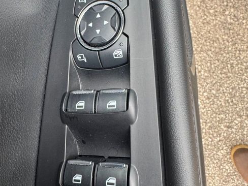 Used 2023 Lincoln Nautilus AWD w/ Premium Package image 16