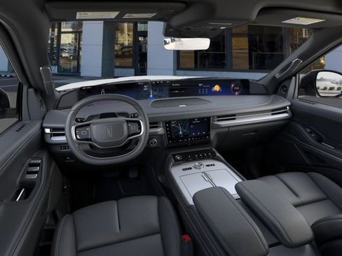 New 2026 Lincoln Navigator L Reserve AWD/4WD image 10