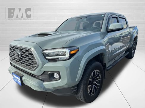 Used 2023 Toyota Tacoma SR image 1