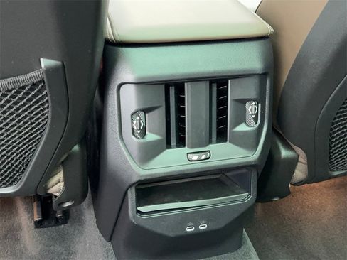 Used 2025 BMW X3 xDrive30i image 41