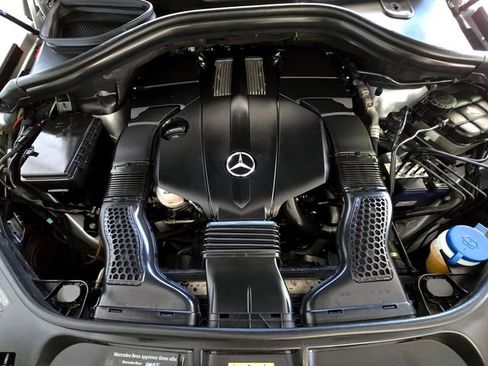 Used 2017 Mercedes-Benz GLS 450 4MATIC image 23