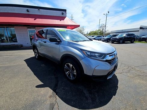 Used 2017 Honda CR-V LX image 3