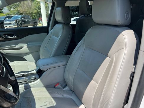 Used 2019 GMC Acadia SLT FWD image 10