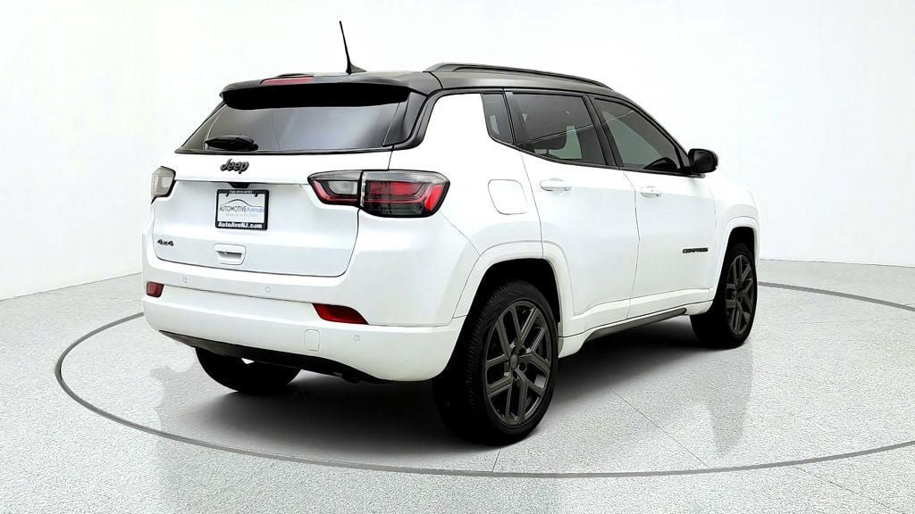 Used 2024 Jeep Compass Limited w/ High Altitude Package AWD/4WD image 5