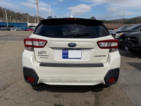 Used 2018 Subaru Crosstrek 2.0i Premium image 5